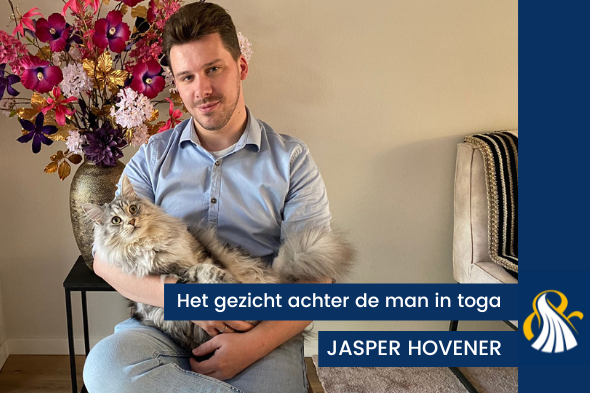 Het gezicht achter de man in toga | Jasper Hovener